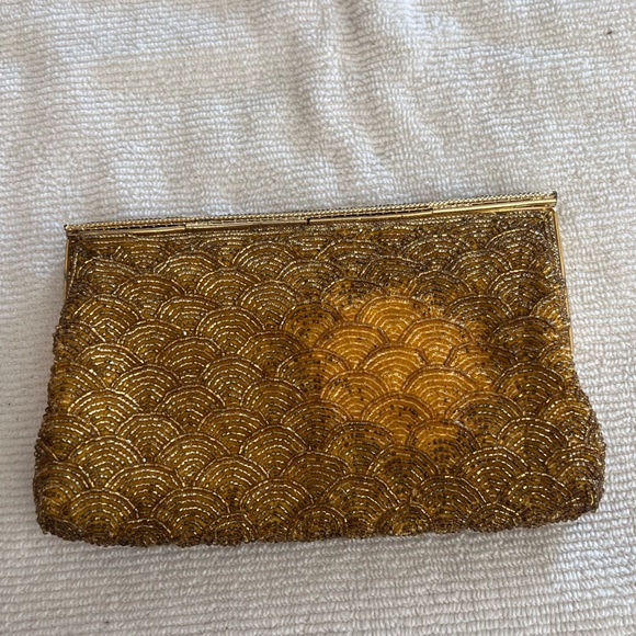 Walborg of Hong Kong Small Gold Beaded Clutch Purse With Gold Chain Handle - Picture 3 of 7